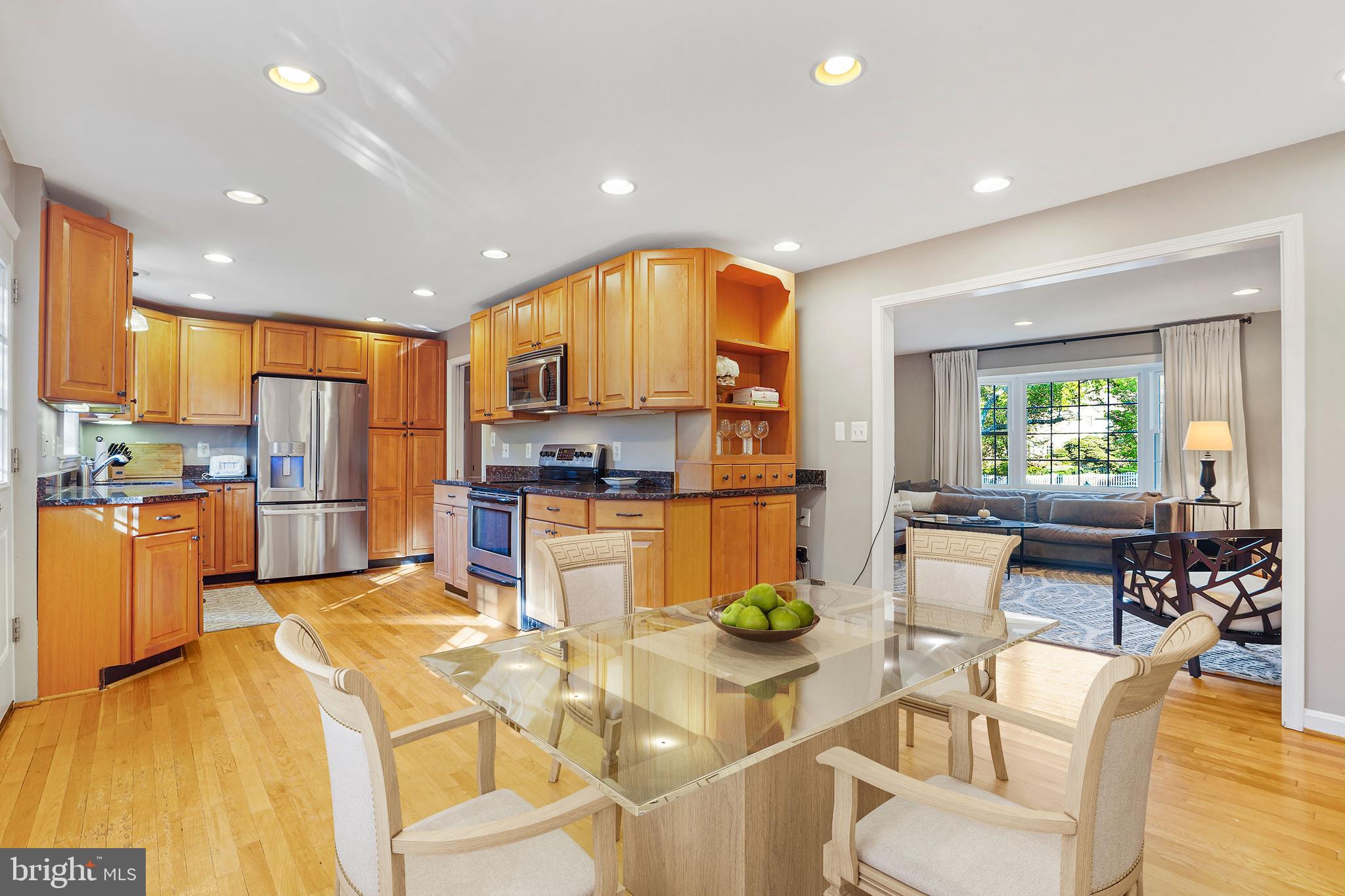 3616 North Glebe Road Arlington, VA 22207 - Photo 6 of 33