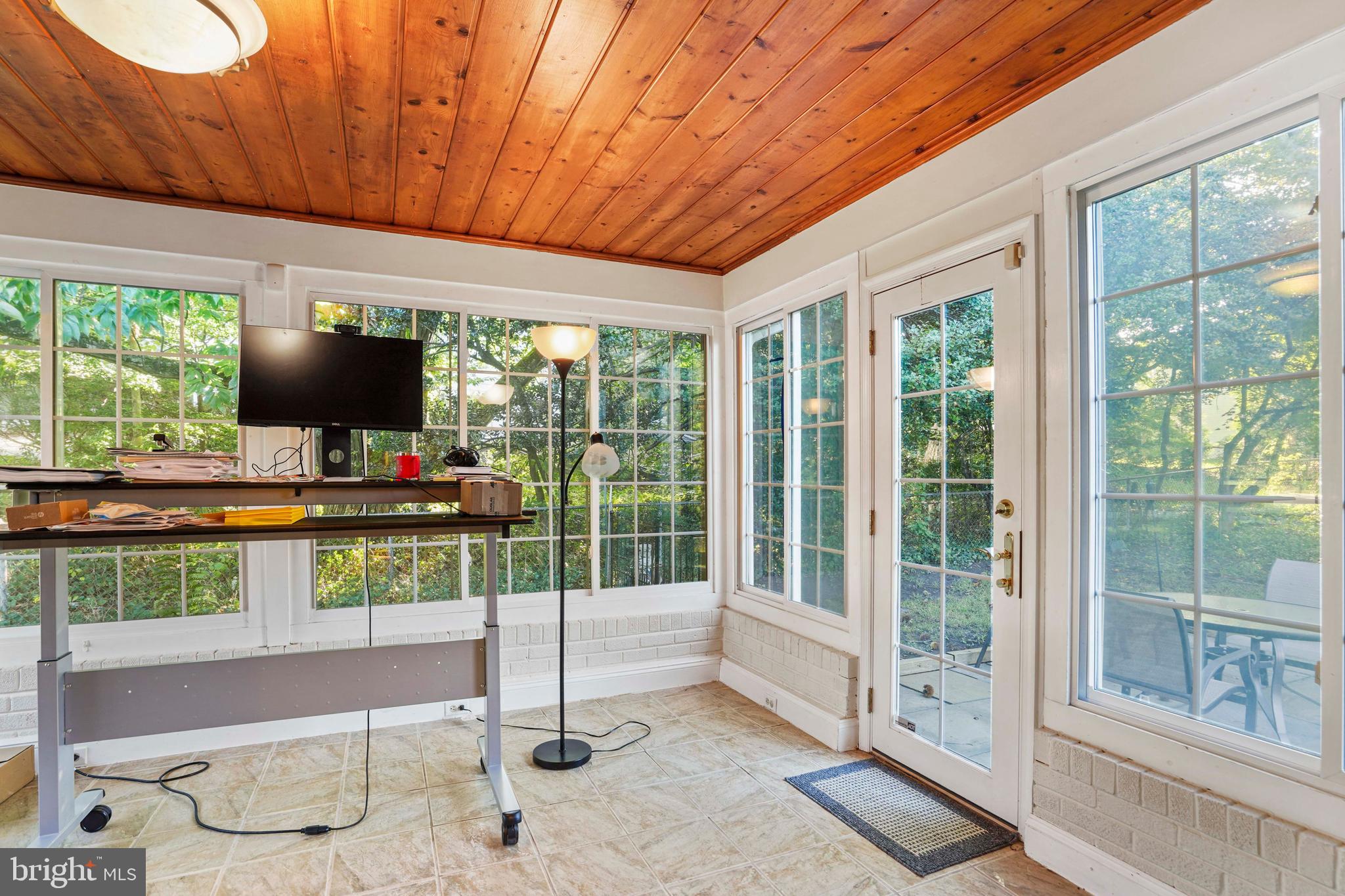 3616 North Glebe Road Arlington, VA 22207 - Photo 9 of 33