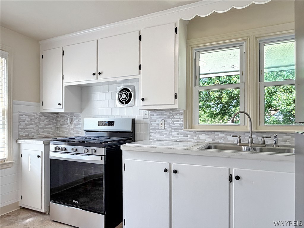 878 Beach Road Cheektowaga, NY 14225 - Photo 21 of 34 Kitchen