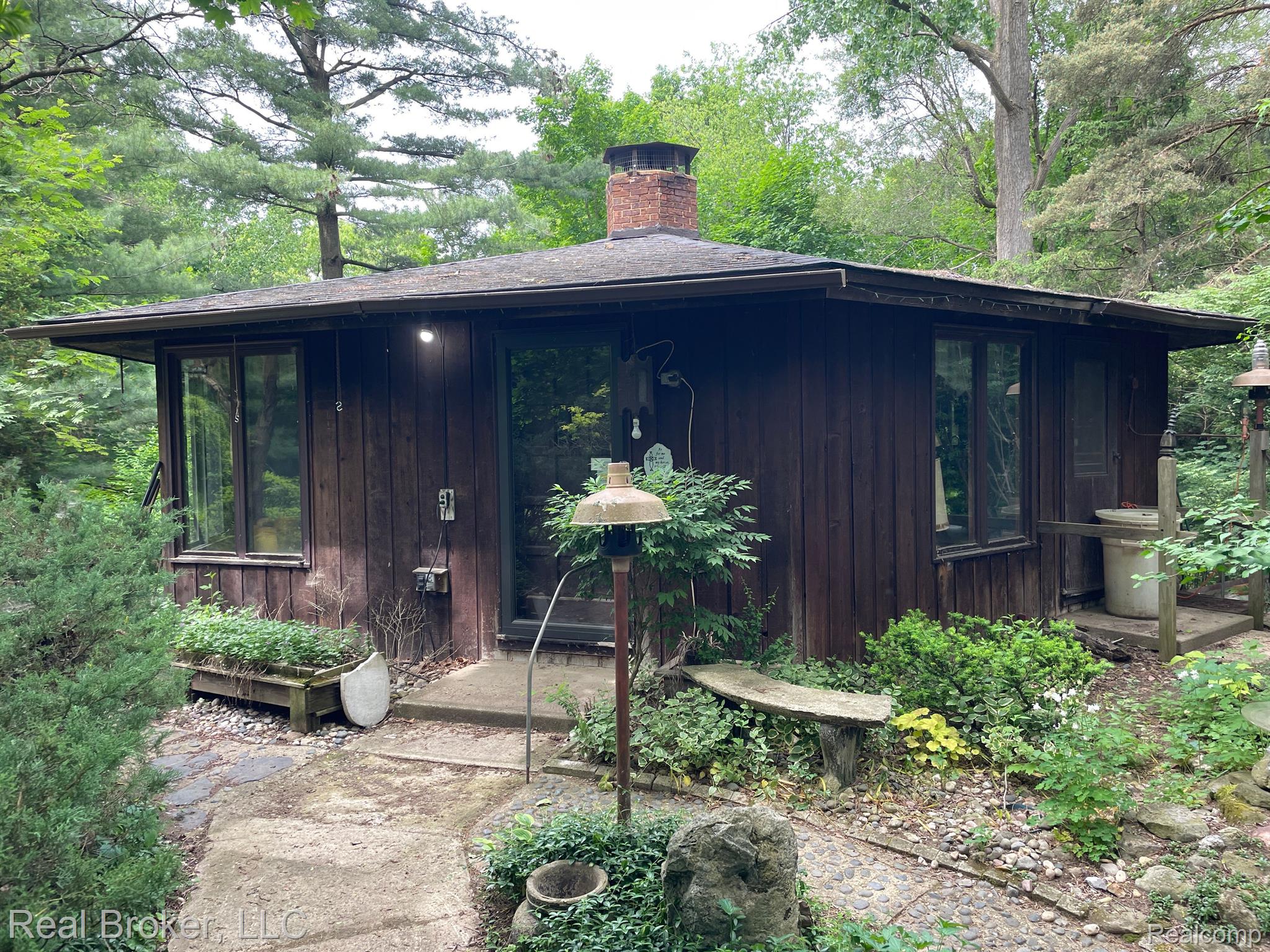 5465 Hadley Road Goodrich, MI 48438 - Photo 4 of 81 Gallery Image 4
