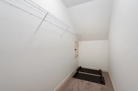 a view of utility room