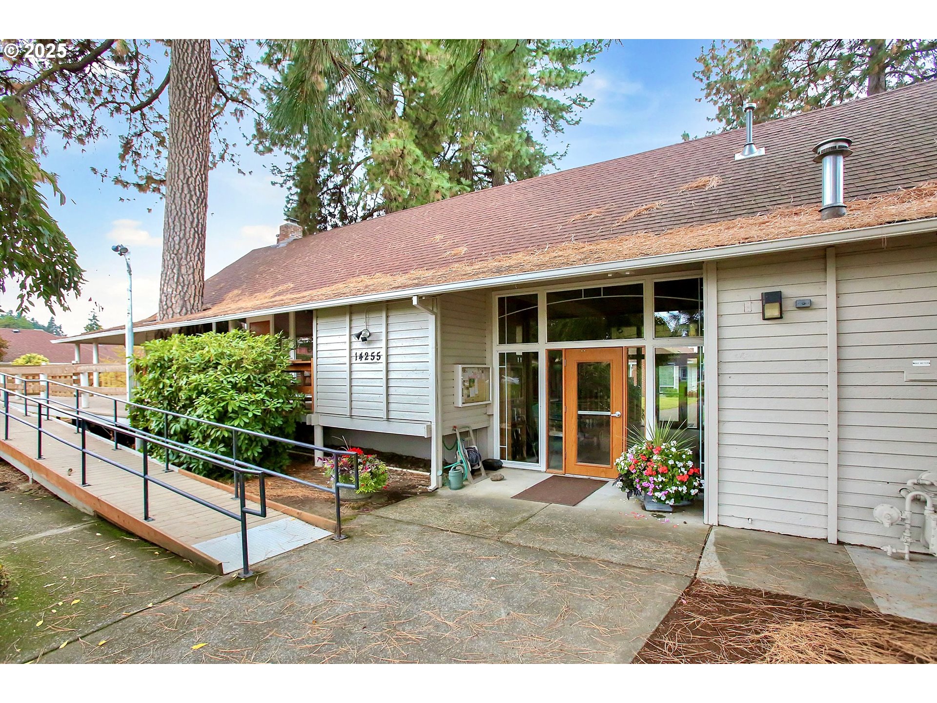 4885 Southwest Normandy Place Beaverton, OR 97005 - Photo 35 of 39 Community Club House