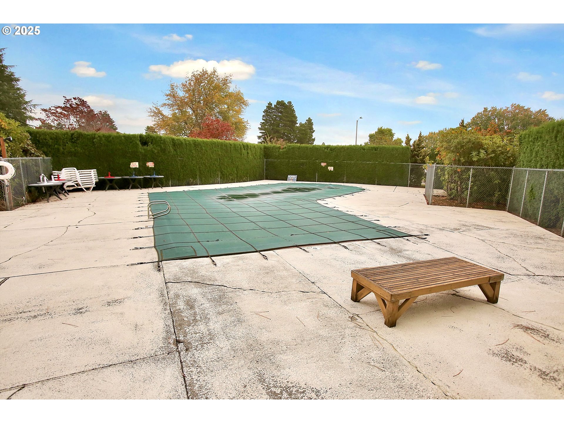4885 Southwest Normandy Place Beaverton, OR 97005 - Photo 38 of 39 Community Pool
