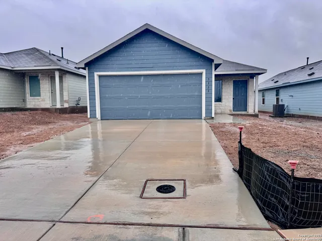 $1,800 | 5151 Yancy Creek, Converse, TX 78109