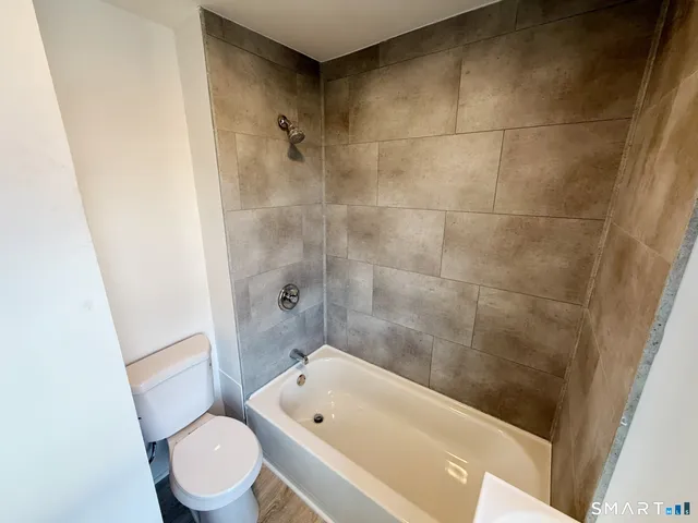 $1,350 | 10 Riverside Avenue, Unit U2, Torrington, CT 06790