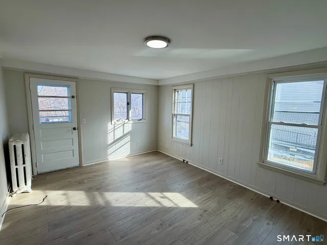 $1,350 | 10 Riverside Avenue, Unit U2, Torrington, CT 06790