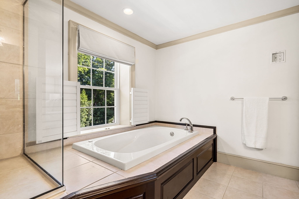 11 Maple Road Chelmsford, MA 01824 - Photo 19 of 40