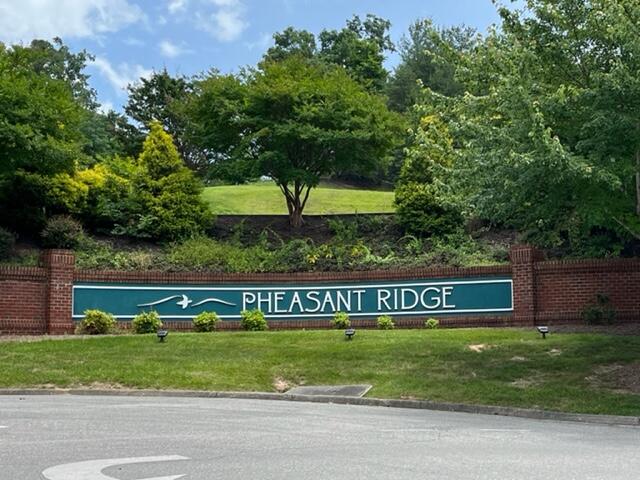 4444 Pheasant Ridge Road, Unit 202 Roanoke, VA 24014 - Photo 2 of 38 IMG_8593