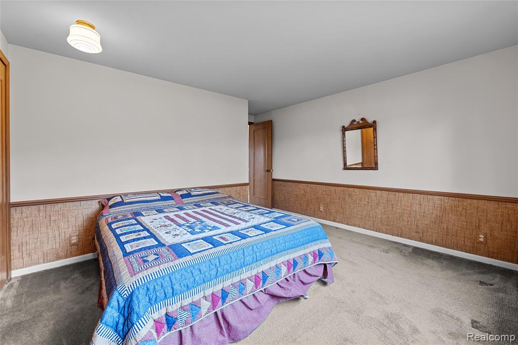 897 Augusta Drive Rochester, MI 48309 - Photo 42 of 48