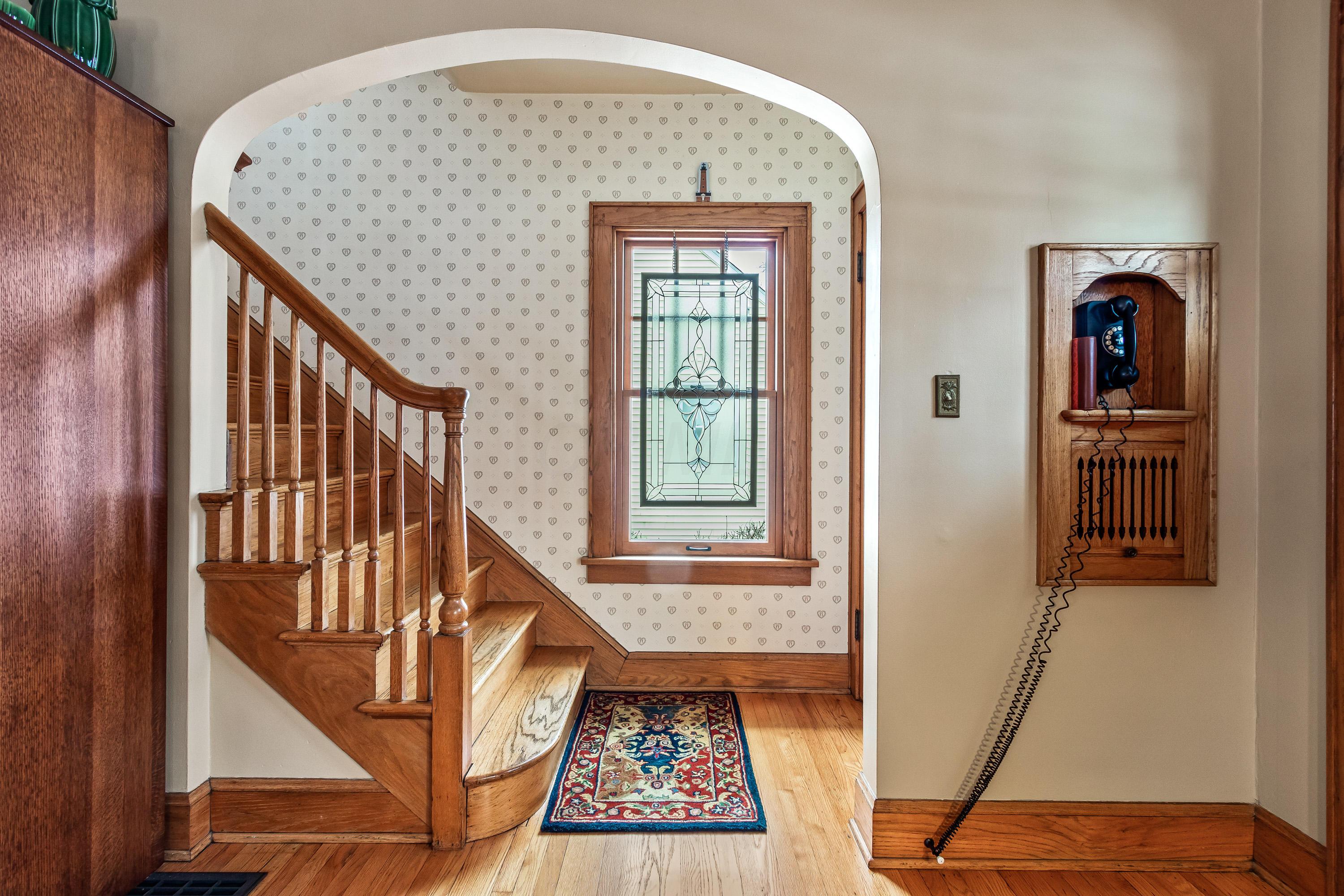 446 Blenheim Road Columbus, OH 43214 - Photo 17 of 25 Gallery Image 17