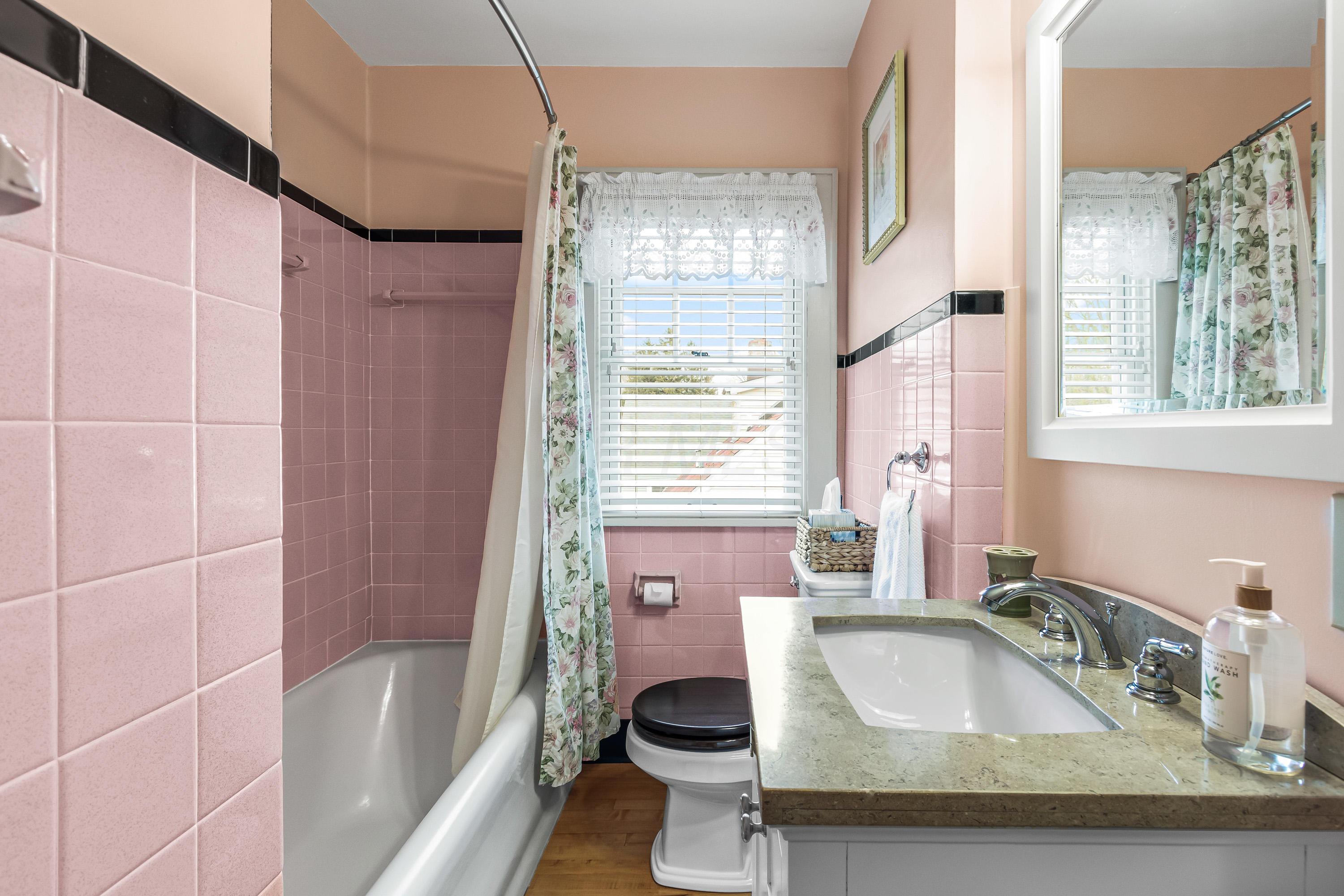 446 Blenheim Road Columbus, OH 43214 - Photo 19 of 25 Gallery Image 19
