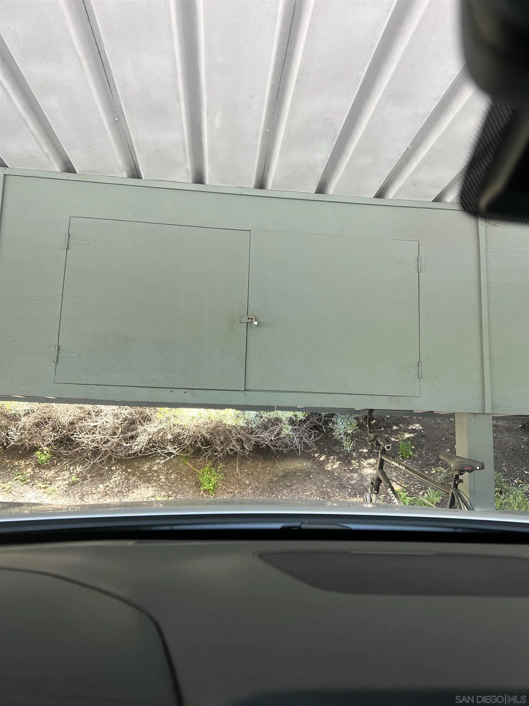 3043 Chipwood Court Spring Valley, CA 91978 - Photo 31 of 38 a view of sink and microwave