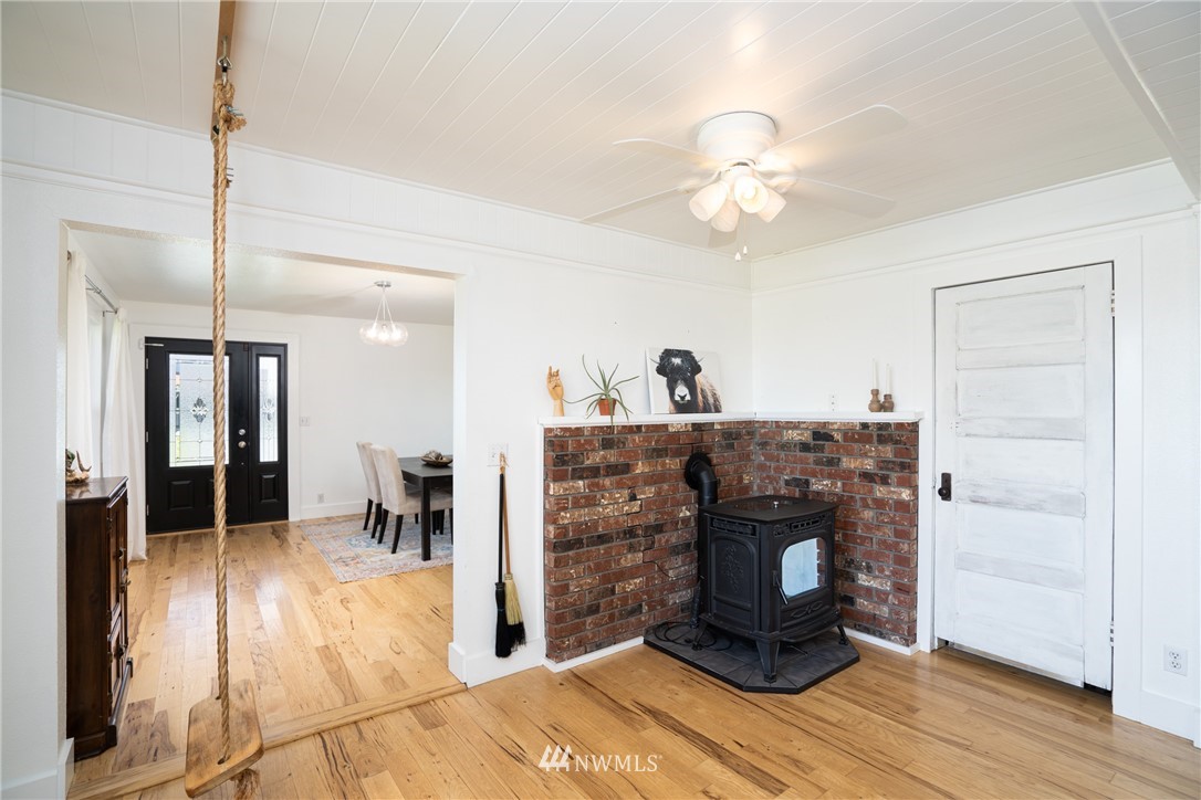 8038 Farm To Market Road Bow, WA 98232 - Photo 11 of 40 Gallery Image 11