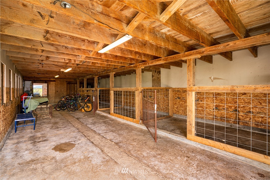 8038 Farm To Market Road Bow, WA 98232 - Photo 28 of 40 Gallery Image 28