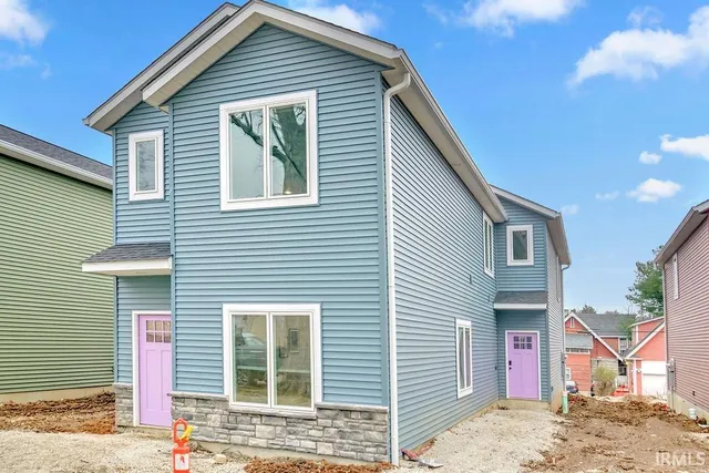 $2,850 | 1112 North Woodburn Avenue, Bloomington, IN 47404