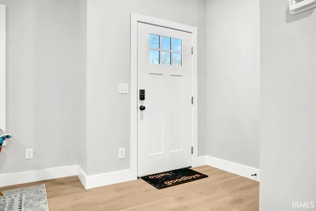 $2,850 | 1112 North Woodburn Avenue, Bloomington, IN 47404