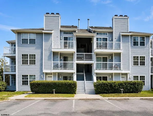 $229,900 | 363 Heather Croft, Unit 363, Egg Harbor Township, NJ 08234