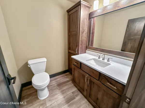 $1,698,000 | 40 Palouse Drive, Unit B12, Nordman, ID 83848