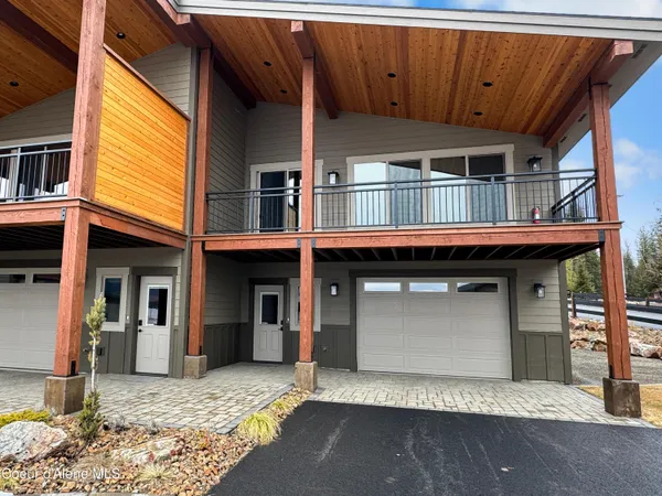 $1,698,000 | 40 Palouse Drive, Unit B12, Nordman, ID 83848