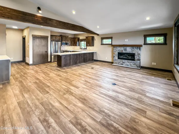 $1,698,000 | 40 Palouse Drive, Unit B12, Nordman, ID 83848