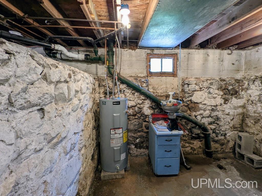 374 East Siding Road Iron River, MI 49935 - Photo 20 of 32 Gallery Image 20