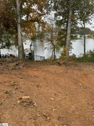 $99,900 | 406 South Lakeview Drive, Duncan, SC 29334