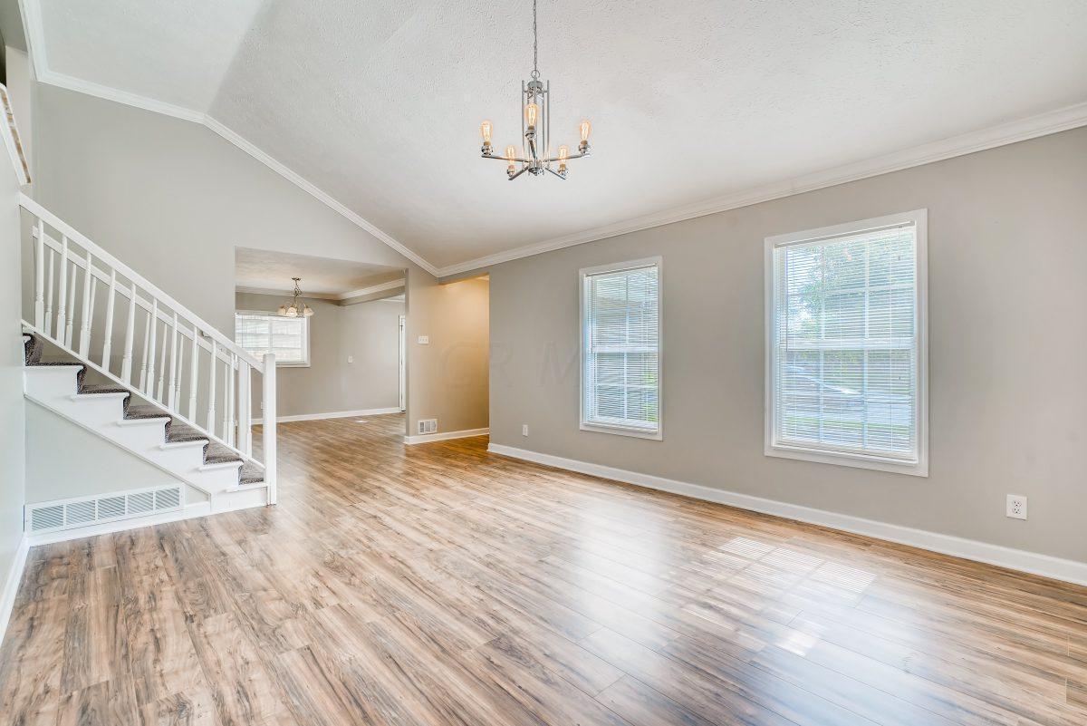 1361 Country Club Road Columbus, OH 43227 - Photo 2 of 11 Gallery Image 2