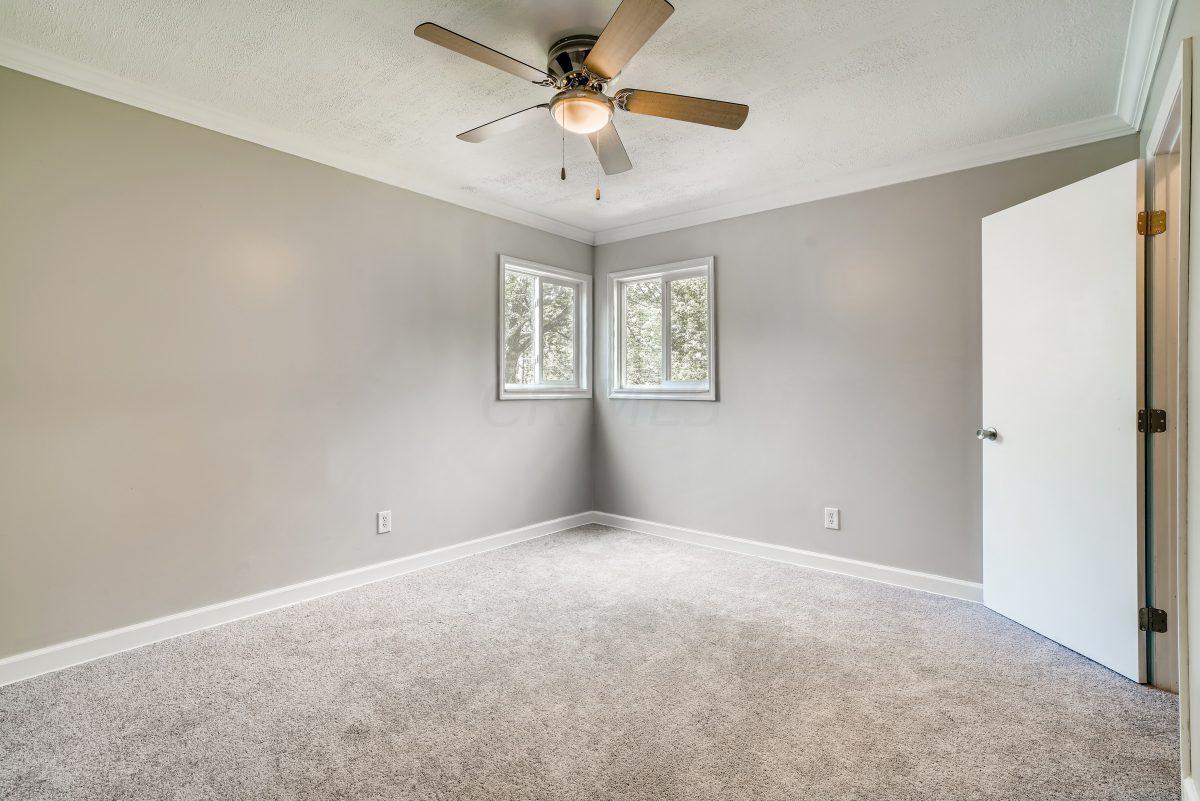 1361 Country Club Road Columbus, OH 43227 - Photo 5 of 11 Gallery Image 5