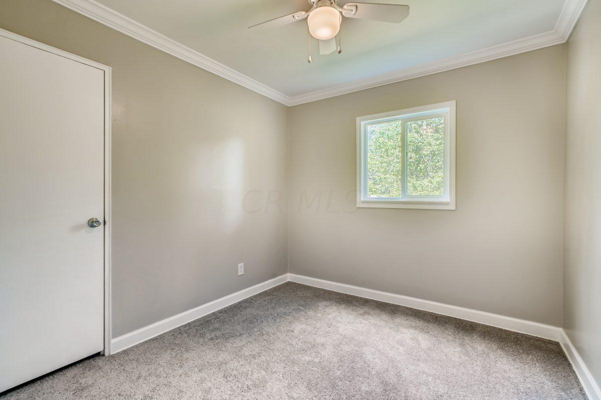 1361 Country Club Road Columbus, OH 43227 - Photo 7 of 11 Gallery Image 7