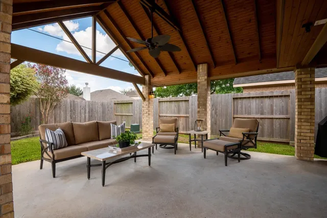 $2,100 | 5830 Whitwell Drive, Katy, TX 77449