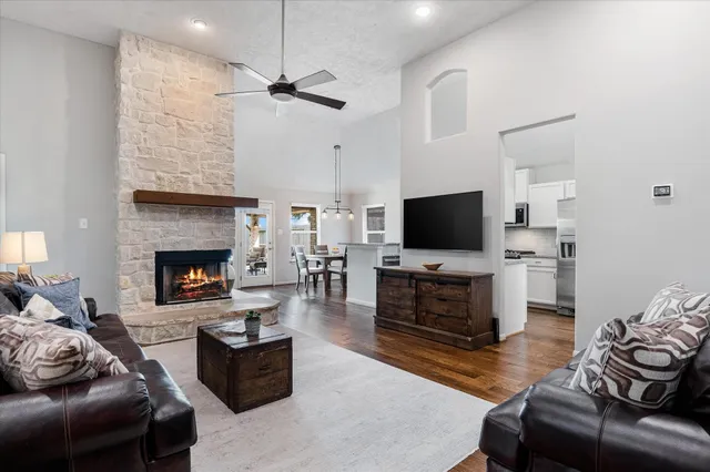 $2,000 | 5830 Whitwell Drive, Katy, TX 77449