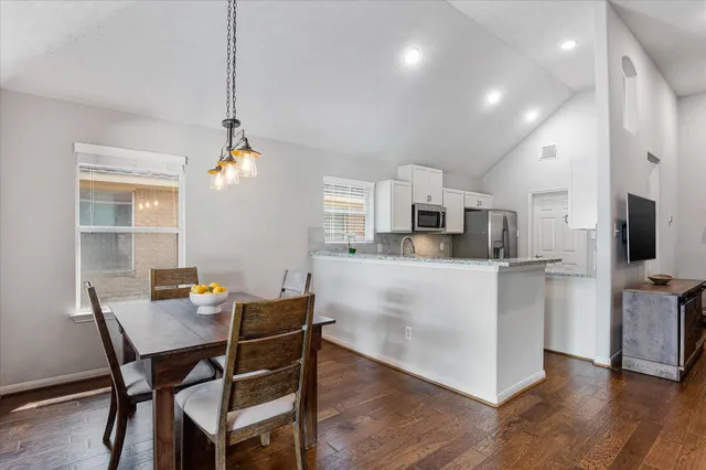 $2,000 | 5830 Whitwell Drive, Katy, TX 77449