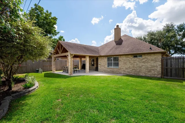 $2,000 | 5830 Whitwell Drive, Katy, TX 77449