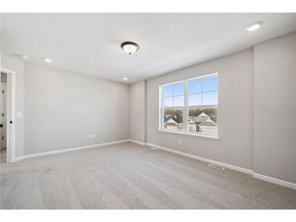 6770 Wildflower Way Minnetrista, MN 55331 - Photo 20 of 41