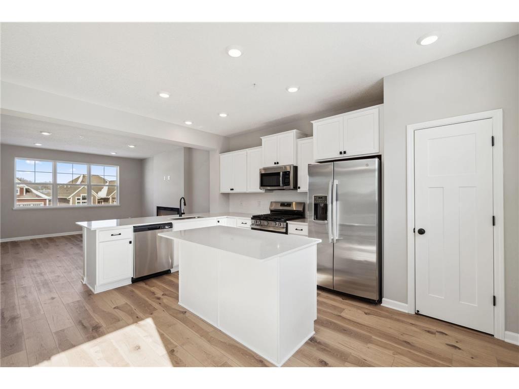 6770 Wildflower Way Minnetrista, MN 55331 - Photo 2 of 41