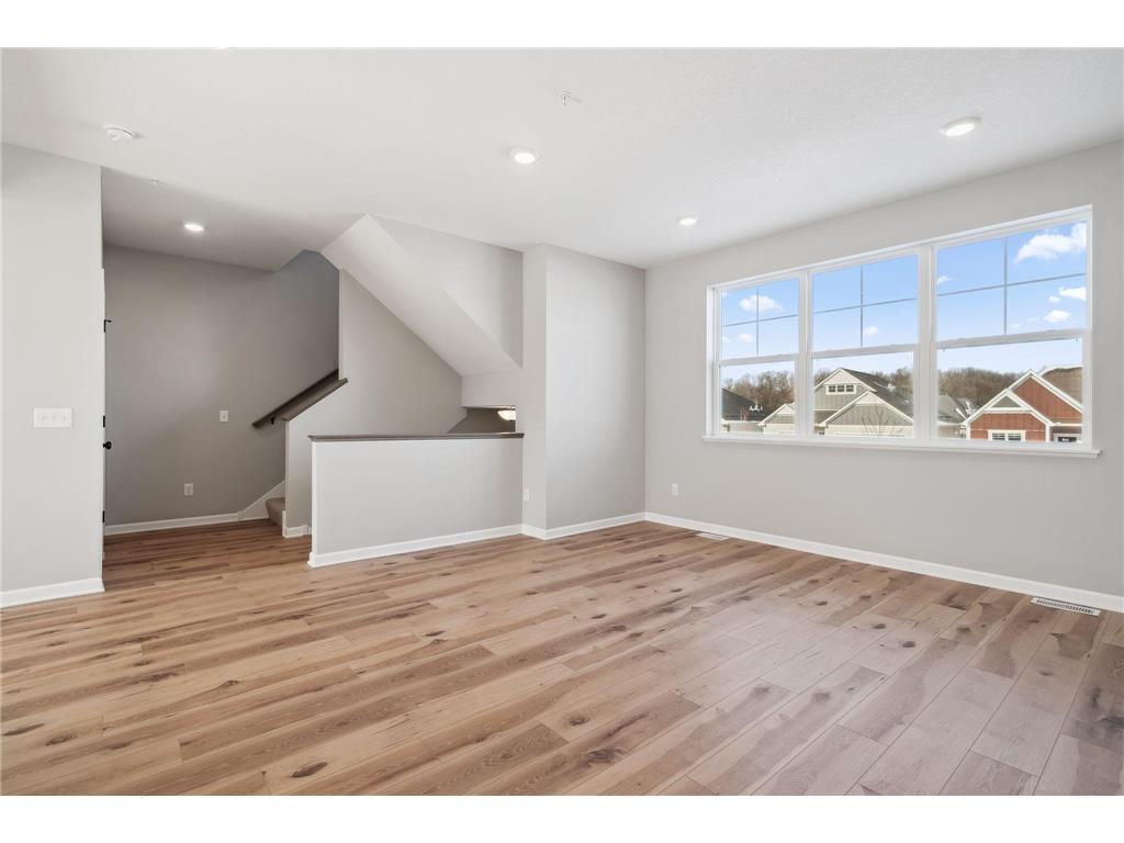 6770 Wildflower Way Minnetrista, MN 55331 - Photo 4 of 41