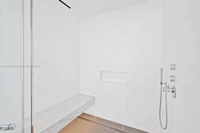 $22,000 | 2000 South Ocean Drive, Unit 25A, Hallandale Beach, FL 33009