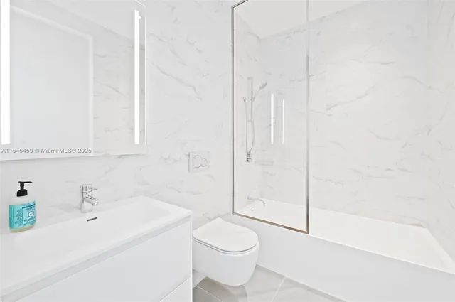 $22,000 | 2000 South Ocean Drive, Unit 25A, Hallandale Beach, FL 33009