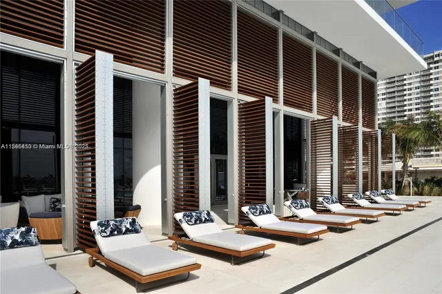 $22,000 | 2000 South Ocean Drive, Unit 25A, Hallandale Beach, FL 33009