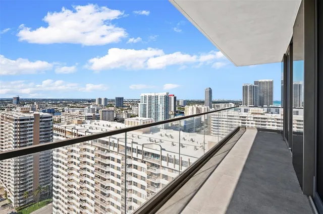 $22,000 | 2000 South Ocean Drive, Unit 25A, Hallandale Beach, FL 33009
