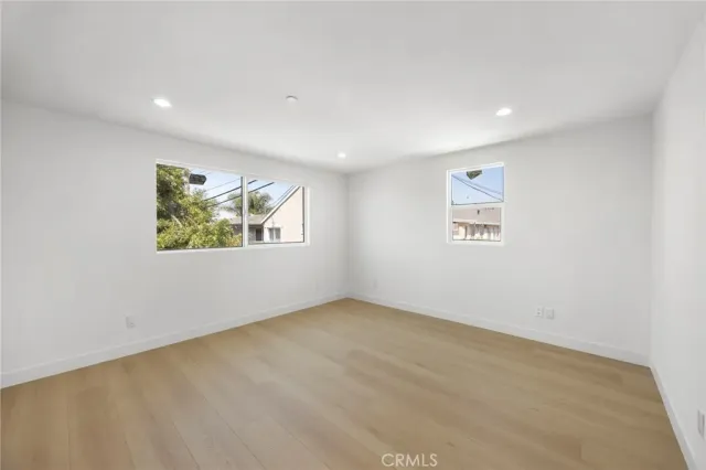 $3,937 | 4513 Rosewood Avenue, Unit 3, Los Angeles, CA 90012