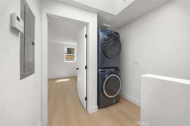 $3,937 | 4513 Rosewood Avenue, Unit 3, Los Angeles, CA 90012