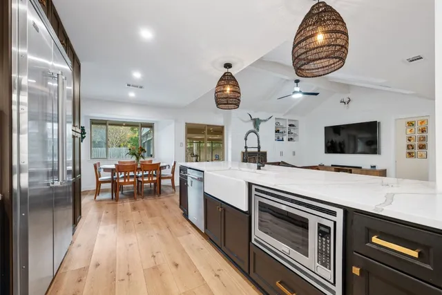 $3,250 | 2303 Inverrary Circle, Austin, TX 78747