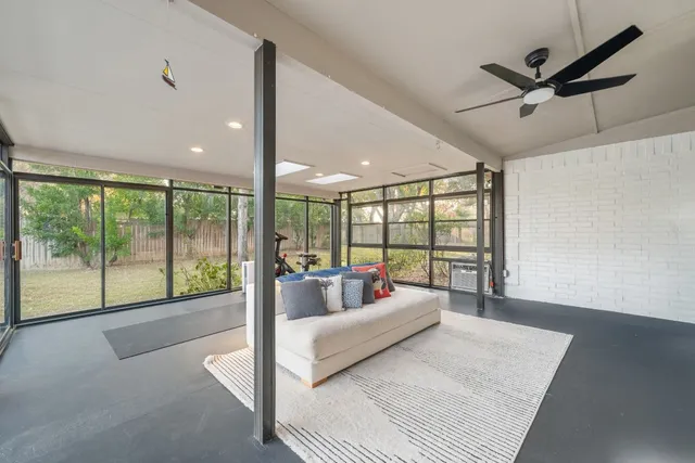 $3,250 | 2303 Inverrary Circle, Austin, TX 78747