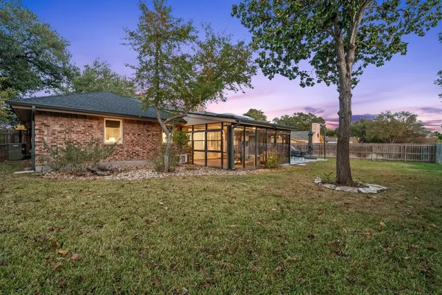 $3,250 | 2303 Inverrary Circle, Austin, TX 78747