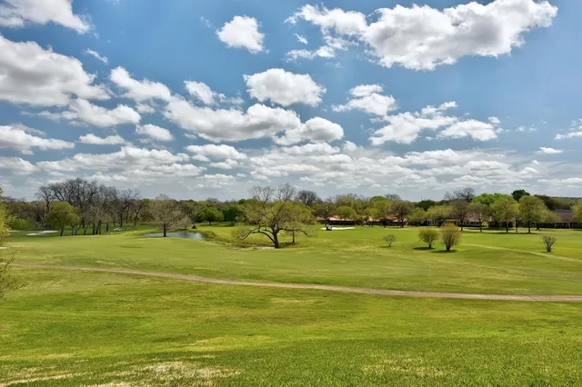 $3,250 | 2303 Inverrary Circle, Austin, TX 78747