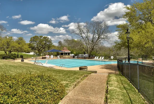 $3,250 | 2303 Inverrary Circle, Austin, TX 78747