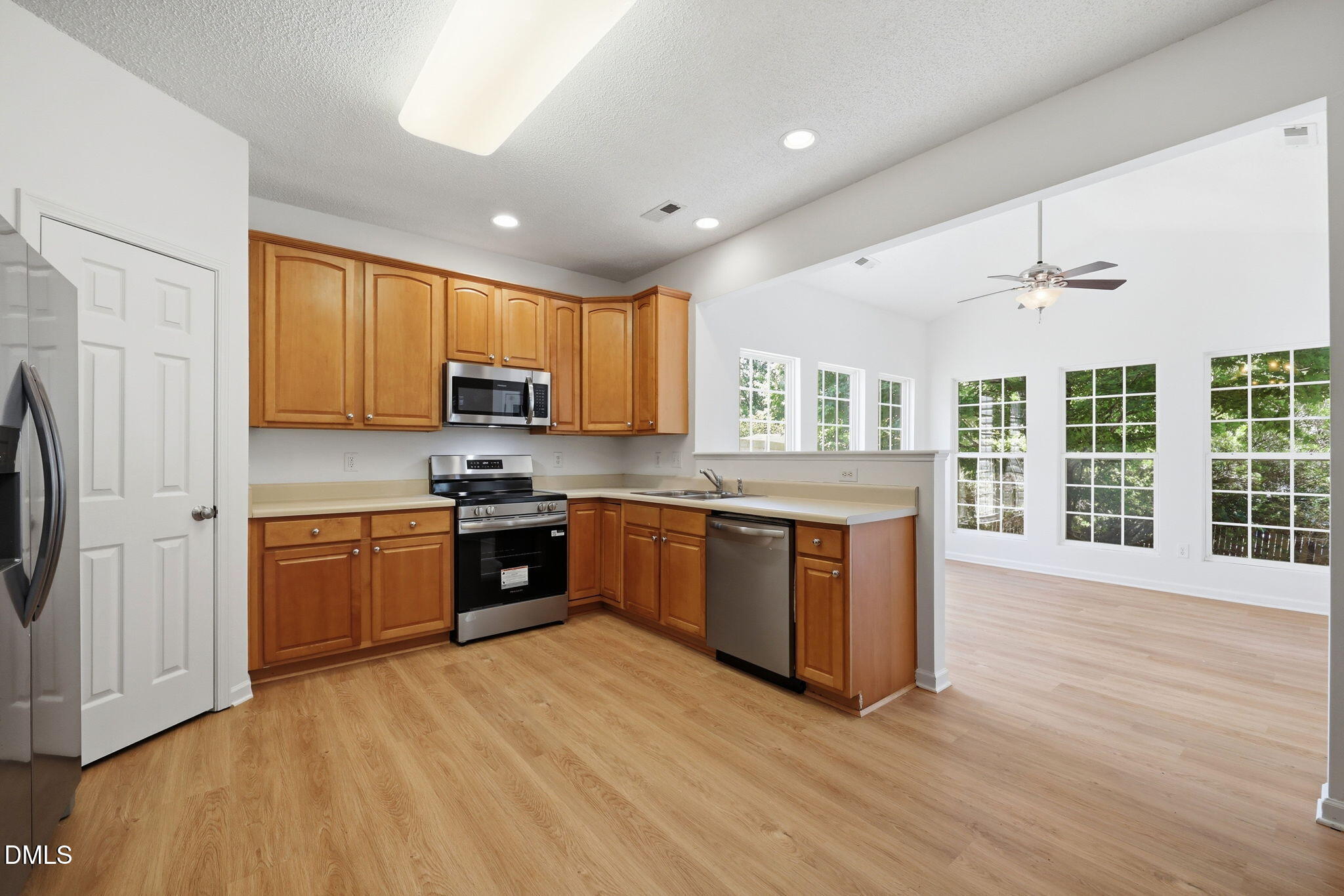 841 Stackhurst Way Wake Forest, NC 27587 - Photo 11 of 42 38-web-or-mls-IMG_9681