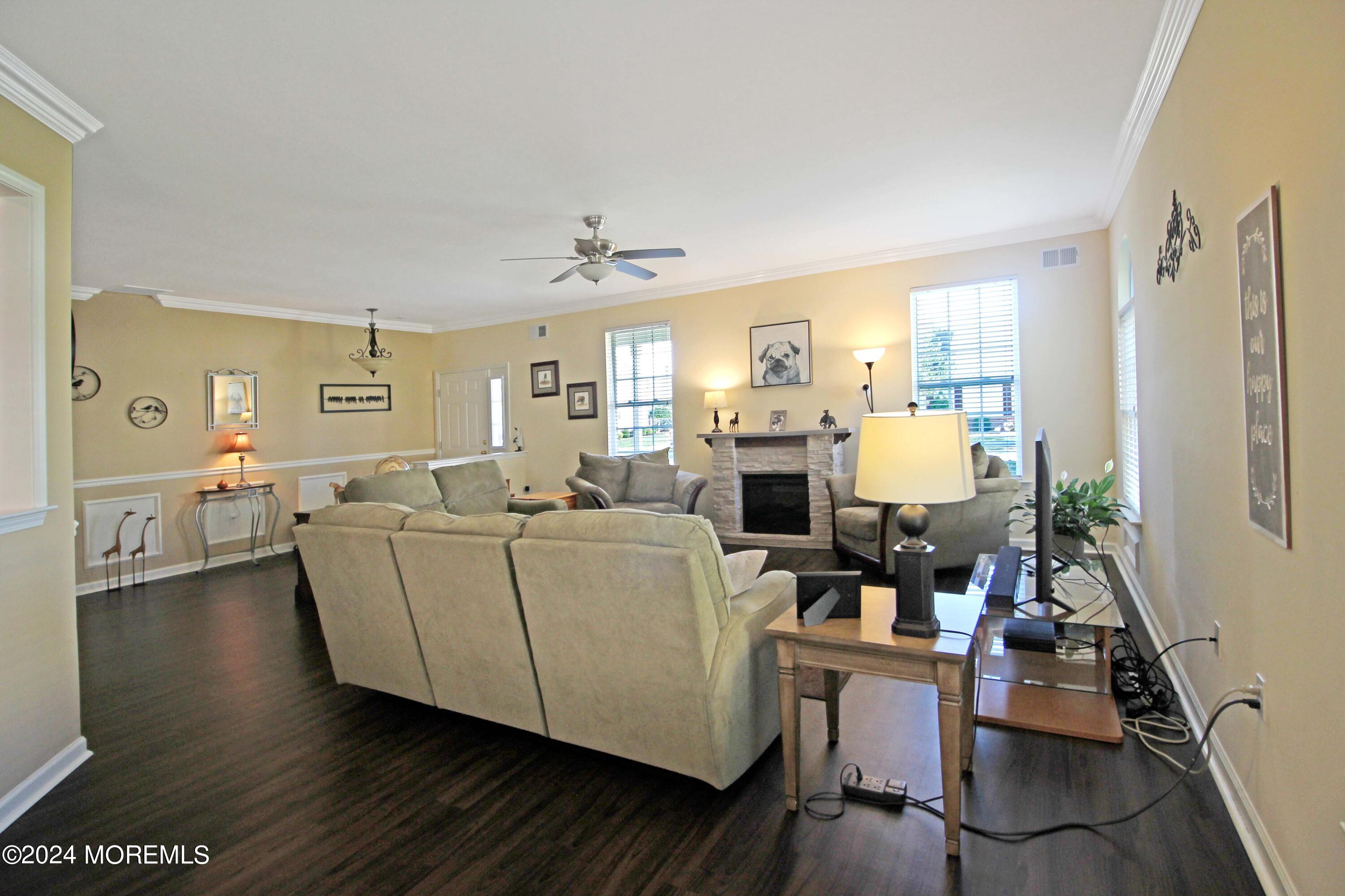 18 Tisdale Road Whiting, NJ 08759 - Photo 8 of 43 IMG_3149