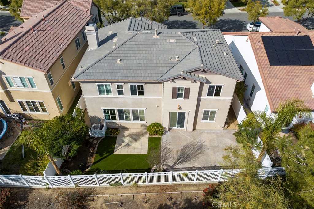 28817 Edenton Way Temecula, CA 92591 - Photo 45 of 56 a front view of a house with garden